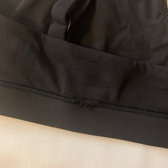 SKIMS FITS EVERYBODY TRIANGLE BRALETTE - Picture 5 of 5